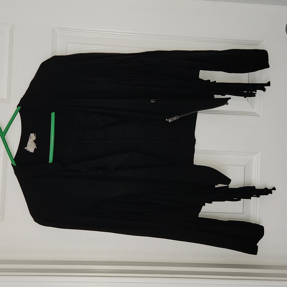Black short tassled jacket
